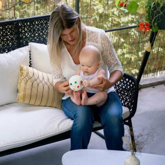 Sophie La Girafe Senso Ball So Pure Μπάλα που διεγείρει τις αισθήσεις του μωρού για 3+ Μηνών S220125